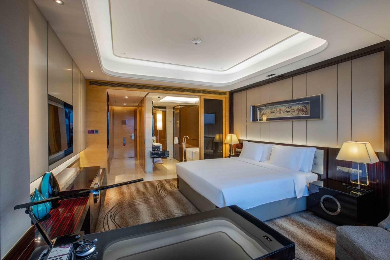 Crowne Plaza Hotel Lanzhou By Ihg Buitenkant foto