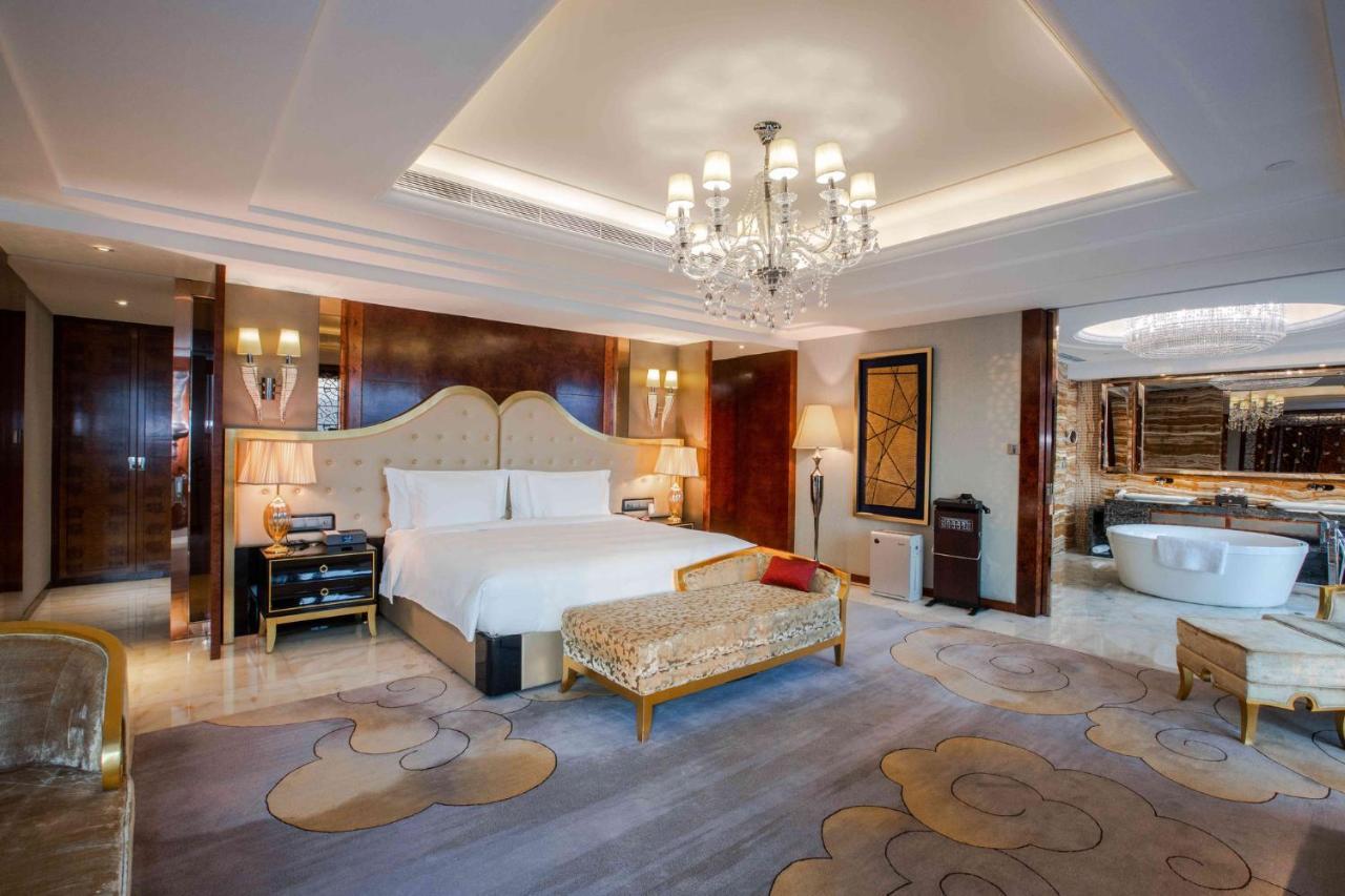 Crowne Plaza Hotel Lanzhou By Ihg Buitenkant foto